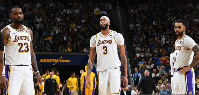 湖人赢球密码！三叉戟连续4场同砍20+ 拉塞尔复苏