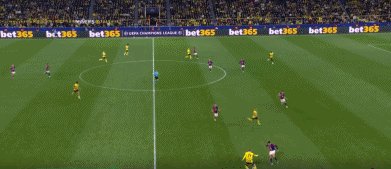 开云体育高赔率-【欧冠】吉拉西戴帽多特奏凯，狼狈巴萨总分5比3晋级