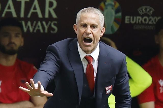 开云体育全站app下载问题-【前瞻】对手主帅戴高帽，西班牙轮换出阵实力不减