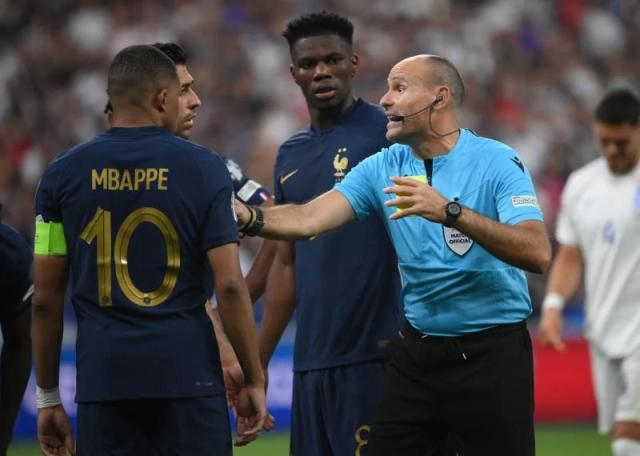 开云体育五大联赛-姆皇破法国纪录，54球平哈兰德！“小公主”挂哨抢戏