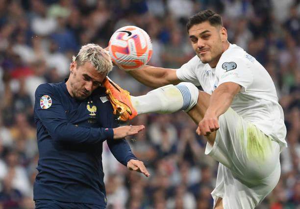 开云体育五大联赛-姆皇破法国纪录，54球平哈兰德！“小公主”挂哨抢戏