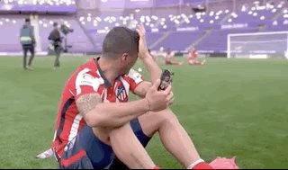 开云体育全站app下载优惠-苏亚雷斯夺冠后落泪：巴萨看轻了我 这是最难一年