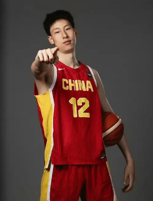 开云体育高赔率-不是王俊杰，广东或锁定新援，母亲国手，签字费或超1000万|广东男篮|徐昕|易建联|杨鸣|篮板_新浪体育_新浪新闻